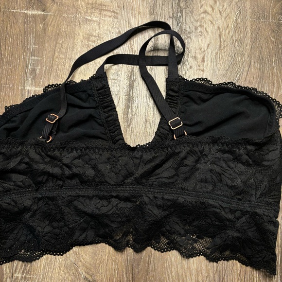 Aerie Hibiscus Lace Halter Bralette Size XL - Picture 5 of 6